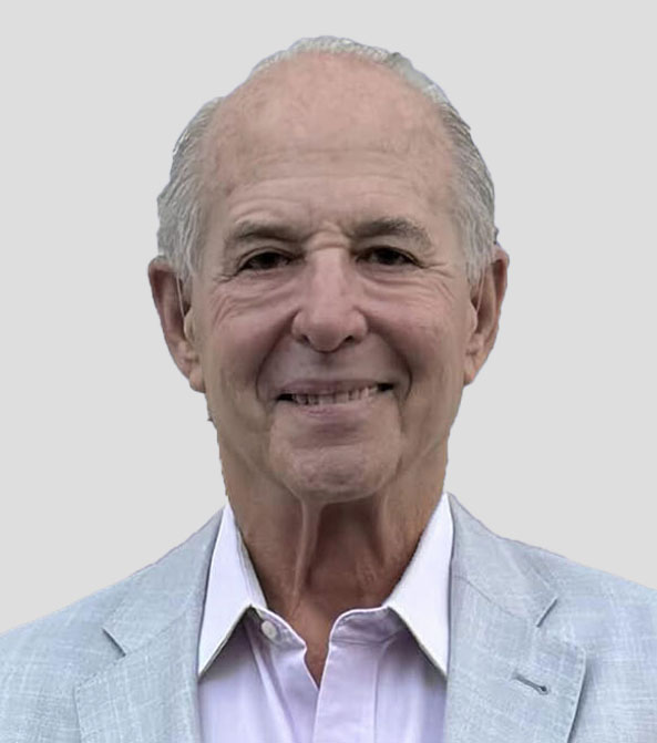 Monte Stettin​ special advisor in suit